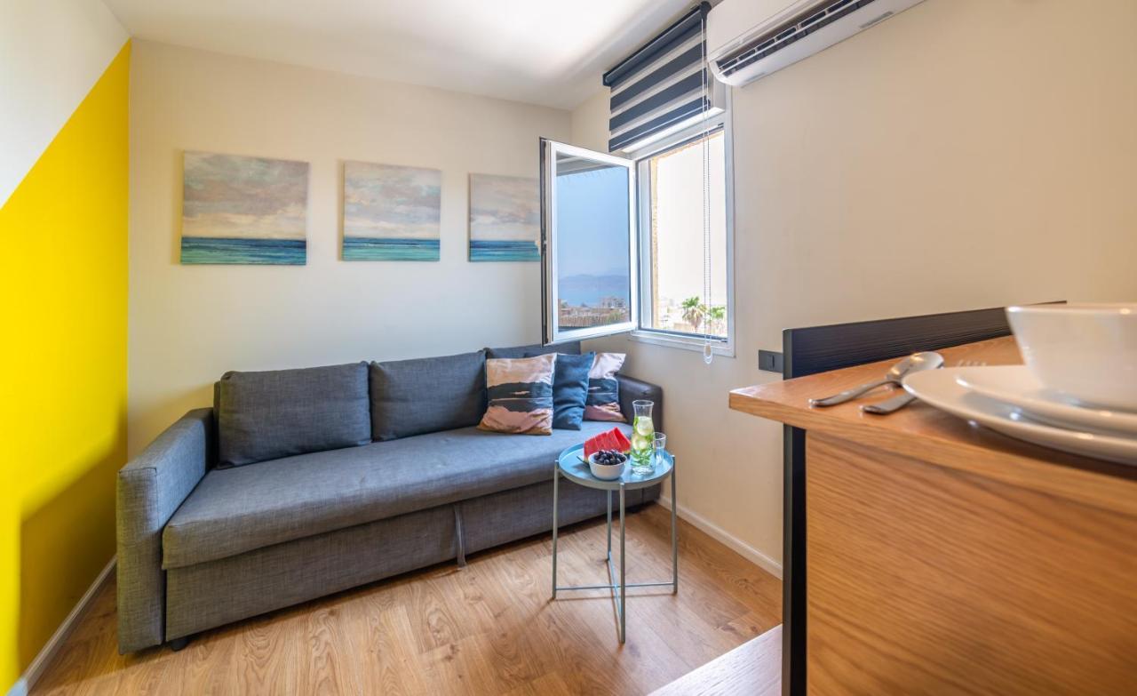 The Six Days Stylish One Bedroom Apartments Eilat Esterno foto